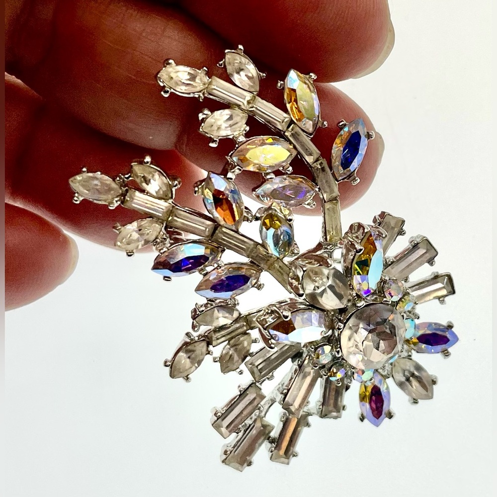 Vintage Silver-Tone Floral Brooch Pin Aurora Borealis AB Crystals Estate Sparkle